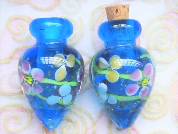 < HPB34-AQ>33x20MM手作銅砂琉璃花香水瓶~ 水藍---1入(含木塞)